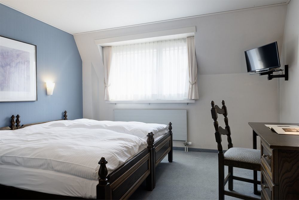 Kunsthotel Linde Garni ไอน์ซีเดิล์น ภายนอก รูปภาพ